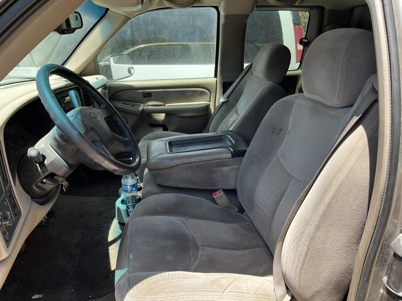 ./imagenes/INVOICE/2019/18140/CHEVROLET SILVERADO 2500 (3).JPG